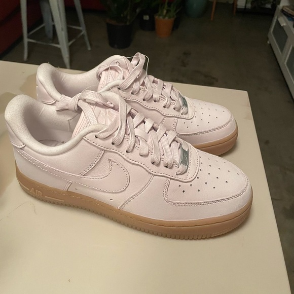 Nike Air Force 1 Low '07 PRM Pearl Pink Gum (Women's) - Picture 2 of 9
